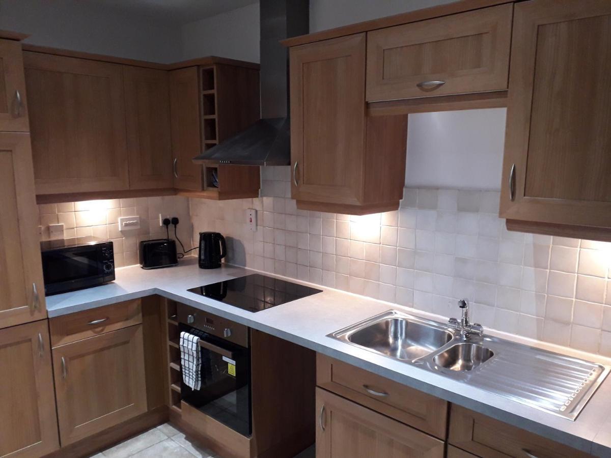 Luxury And Stylish 2 Bedroom Apartment With En-Suite Luton  Eksteriør billede